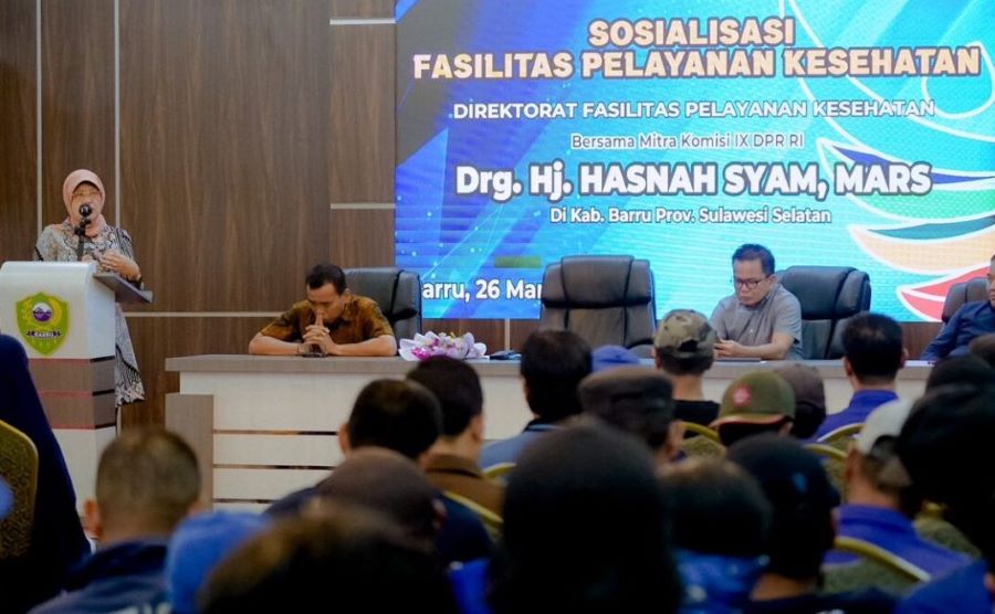 Hasnah Perjuangkan Labkesda di Barru